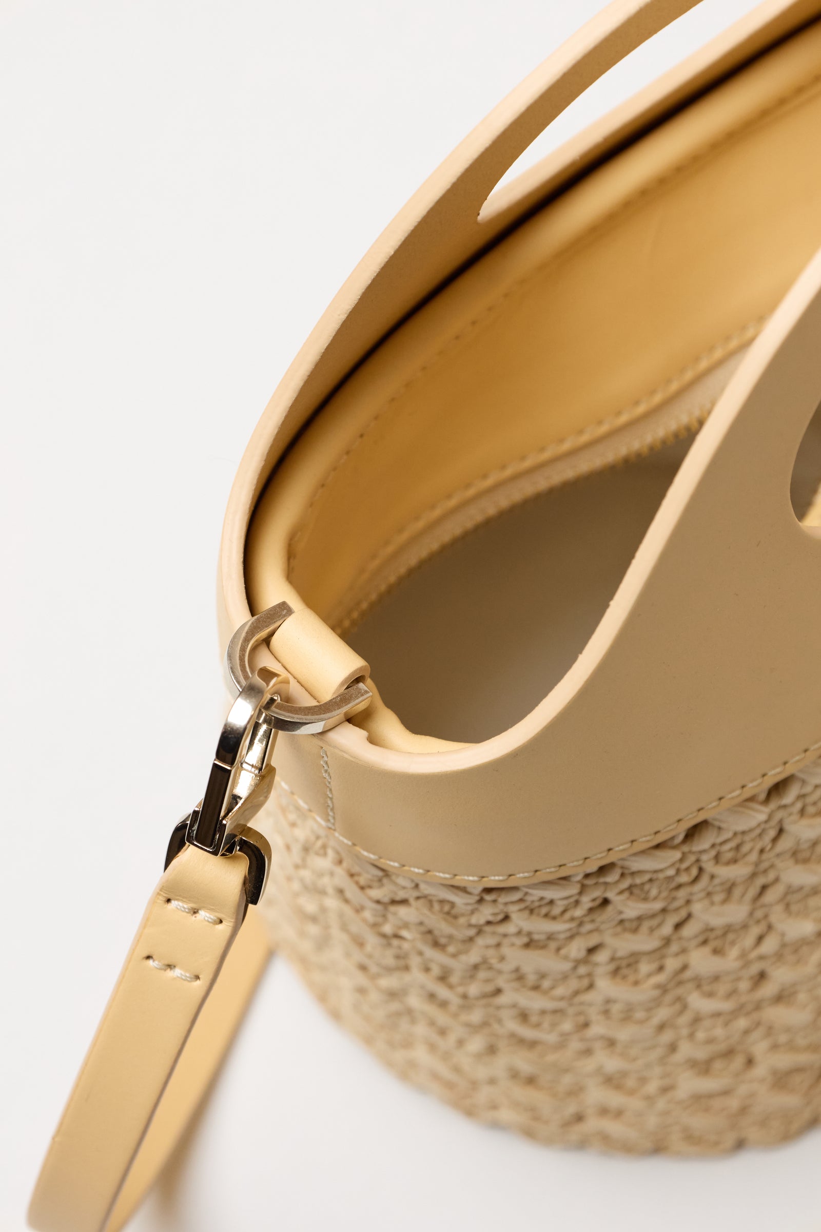 Pauline Bucket